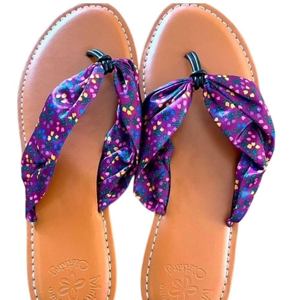 Matilda Jane purple‎ floral satin flip flop sandals, size 8